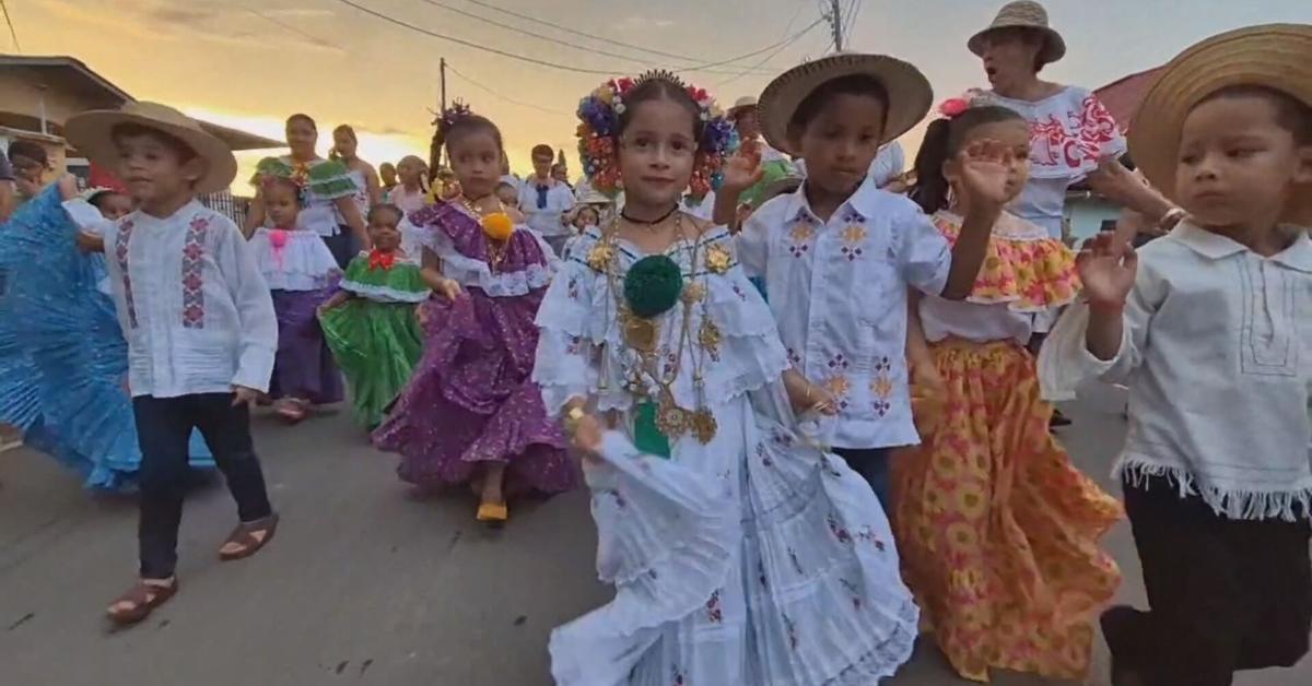 Entre Tamboritos Y Bailes Nat Celebra Sus A Os De Fundaci N