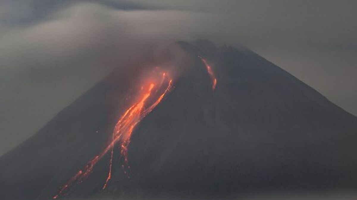 Al Menos Un Muerto Y Decenas De Heridos Por Erupción Del Volcán Semeru En Indonesia Panamá En 2596