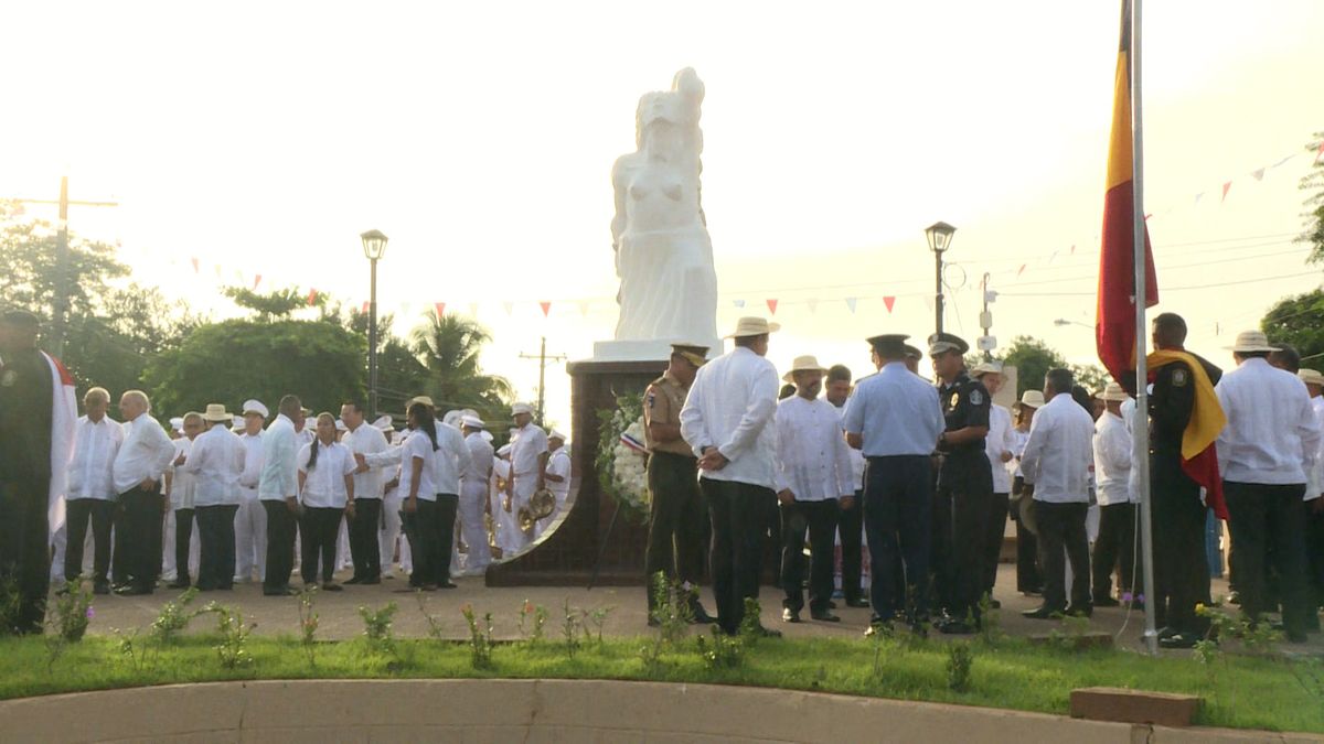 La Villa De Los Santos Celebra 201 Años Del Grito De Independencia Con ...