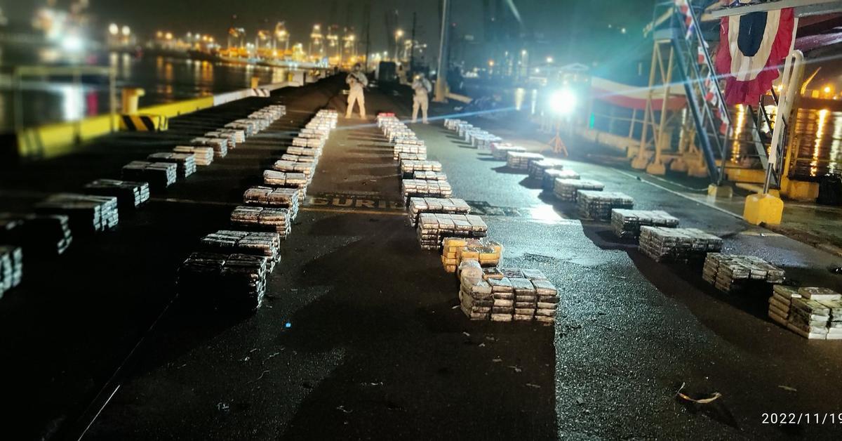 Autoridades Incautan Más De 2 Toneladas De Drogas En Isla San José Panamá En Minutos 